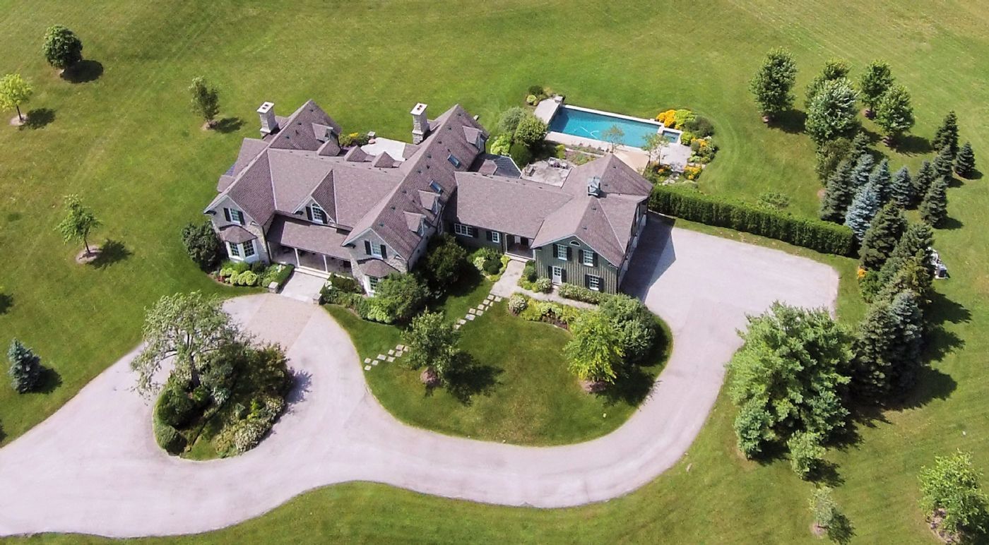 Luxury real estate and Country Homes for sale including horse farms and property in the Caledon and King City areas near Toronto