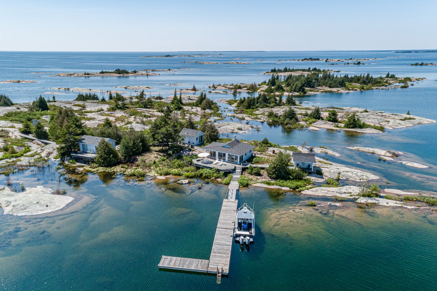 Luxury real estate and Country Homes for sale including horse farms and property in the Caledon and King City areas near Toronto