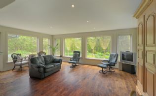 Central King Location, King - Country homes for sale and luxury real estate including horse farms and property in the Caledon and King City areas near Toronto