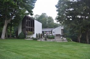 The Principal Residence - Country homes for sale and luxury real estate including horse farms and property in the Caledon and King City areas near Toronto