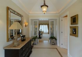 Foyer - Country homes for sale and luxury real estate including horse farms and property in the Caledon and King City areas near Toronto