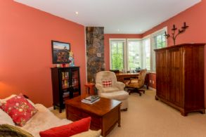Office - Country homes for sale and luxury real estate including horse farms and property in the Caledon and King City areas near Toronto