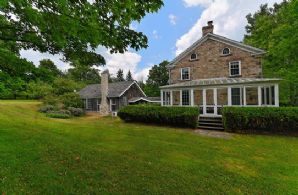 West Facade - Country homes for sale and luxury real estate including horse farms and property in the Caledon and King City areas near Toronto