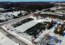 Porterfield Farmhouse, Caledon, Ontario - Country homes for sale and luxury real estate including horse farms and property in the Caledon and King City areas near Toronto