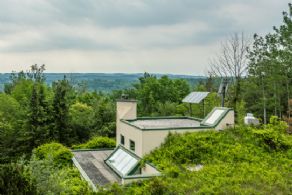 Ketchum House - Country homes for sale and luxury real estate including horse farms and property in the Caledon and King City areas near Toronto