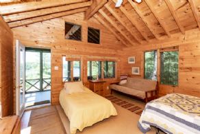 Palisade Bay, Georgian Bay, Ontario - Country homes for sale and luxury real estate including horse farms and property in the Caledon and King City areas near Toronto