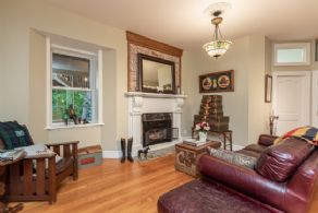 The Ewing House, Hockley Valley, Mono, Ontario - Country homes for sale and luxury real estate including horse farms and property in the Caledon and King City areas near Toronto