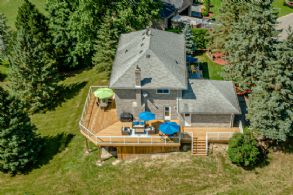 168 Moore Park Drive, Ontario, Canada - Country homes for sale and luxury real estate including horse farms and property in the Caledon and King City areas near Toronto