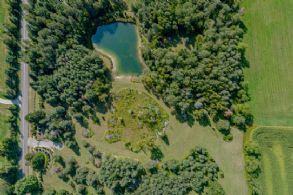 10 Acres, Queensville, Ontario - Country homes for sale and luxury real estate including horse farms and property in the Caledon and King City areas near Toronto