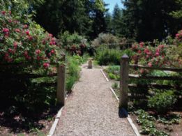 Gardens - Country homes for sale and luxury real estate including horse farms and property in the Caledon and King City areas near Toronto