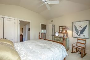 Bedroom 2 with 4-piece en suite bathroom - Country homes for sale and luxury real estate including horse farms and property in the Caledon and King City areas near Toronto