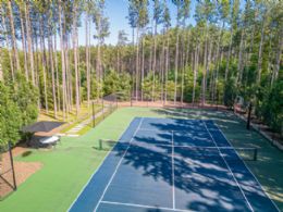 Tennis Court - Country homes for sale and luxury real estate including horse farms and property in the Caledon and King City areas near Toronto