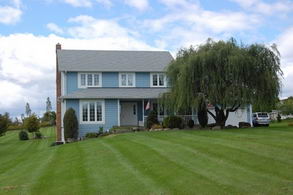  - Country homes for sale and luxury real estate including horse farms and property in the Caledon and King City areas near Toronto